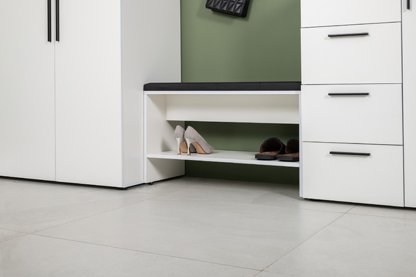 Тумба для обуви Эйр 16.130 белый PE шагрень, кожзам HOLST black